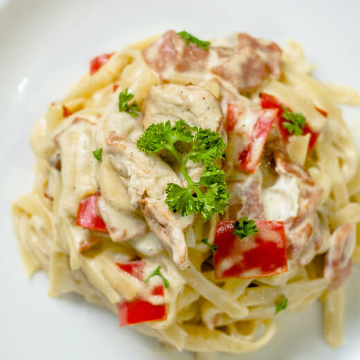 クリームパスタ